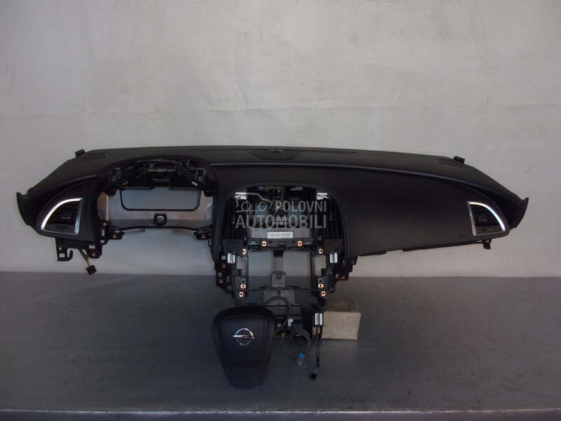 INSTRUMENT TABLA za Opel Astra J