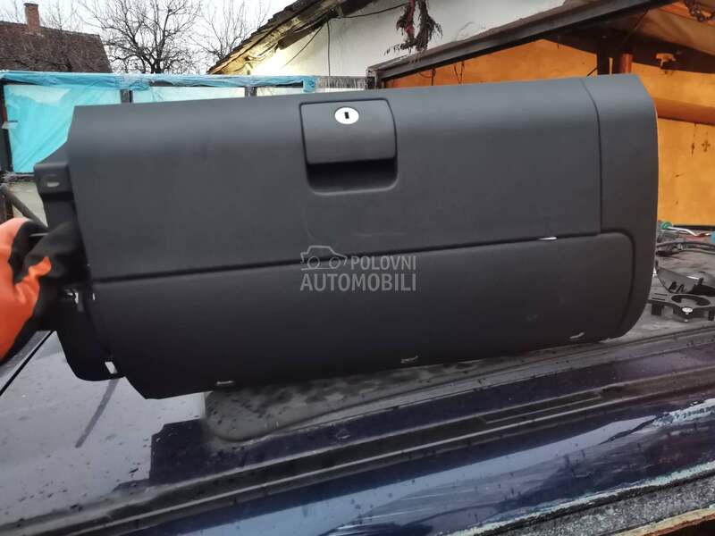 Kaseta za Volkswagen Polo