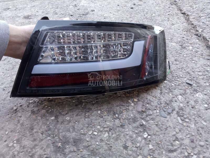 desna stop lampa led tuning za Audi A5