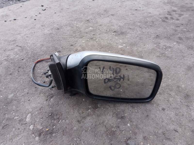 desni retrovizor za Volvo V40