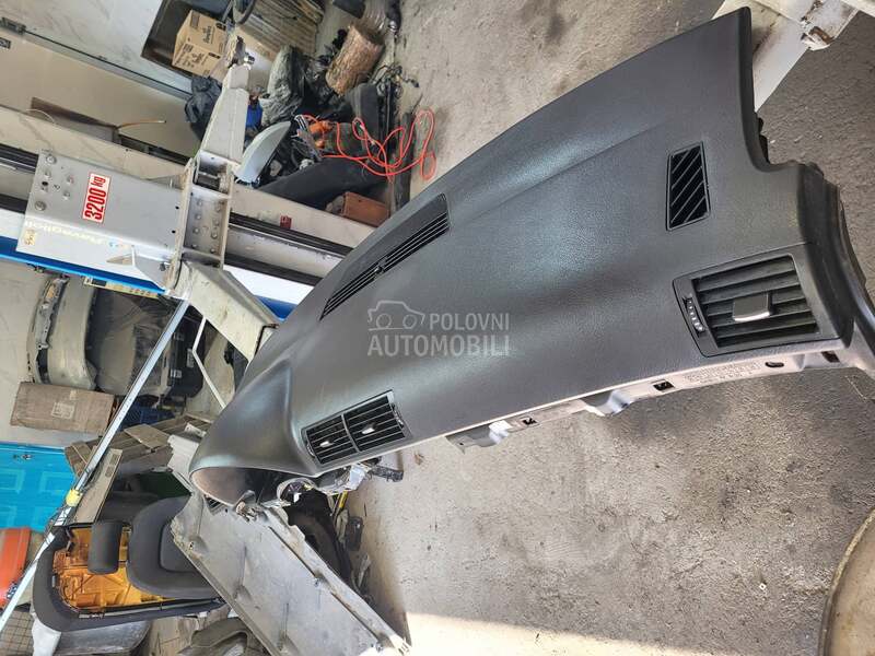 Instrument tabla- air bag za Audi A4, A4 Allroad od 2001. do 2007. god.