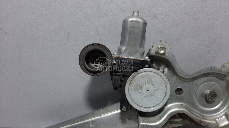MOTORIC PODIZACA STAKLA za Toyota RAV 4