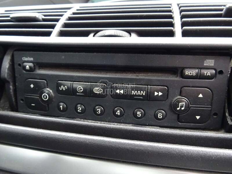 Fabrički radio za Fiat Ulysse