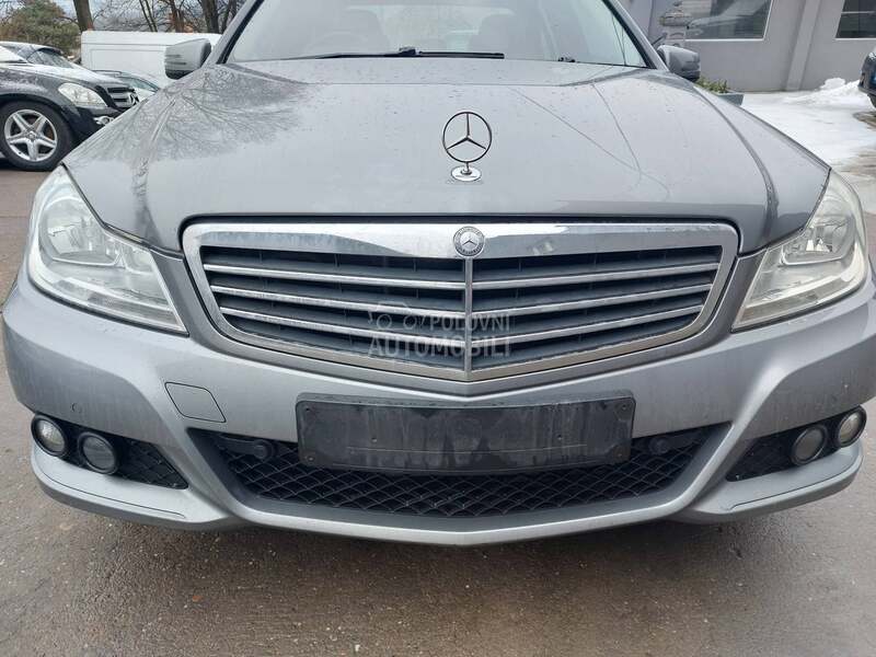 Maska za Mercedes Benz C 180, C 200, C 220 ... od 2007. do 2011. god.