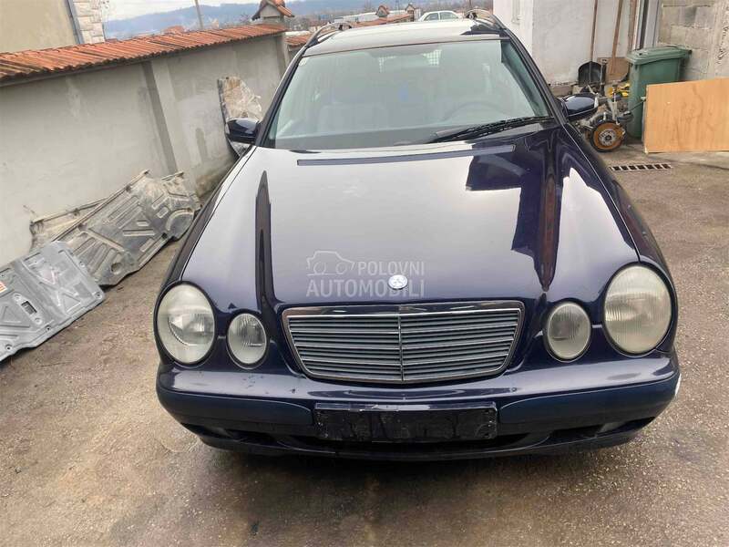 far hauba krilo branik za Mercedes Benz E Klasa od 2002. do 2003. god.
