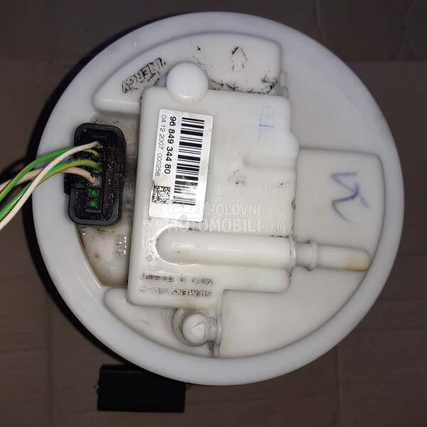 Potapajuca pumpa za Peugeot 207