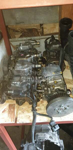 Bosch pumpe za Volkswagen Polo, Golf 4, Passat B5 ...