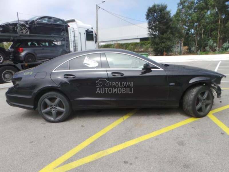 Polustranica i stub za Mercedes Benz CLS 280, CLS 320, CLS 350 ... od 2010. do 2018. god.