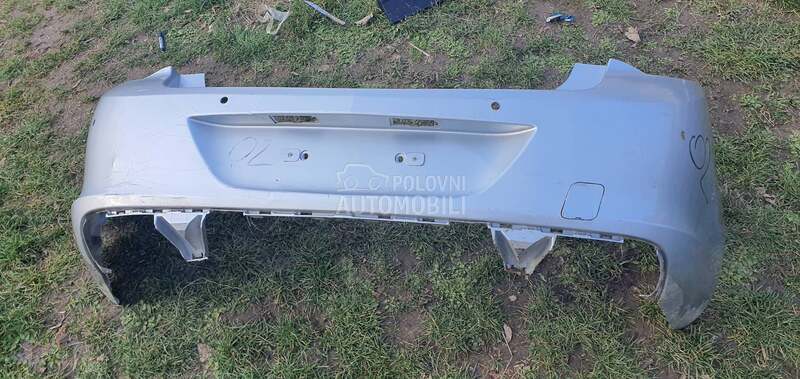 zadnji branik limuzina za Opel Astra J