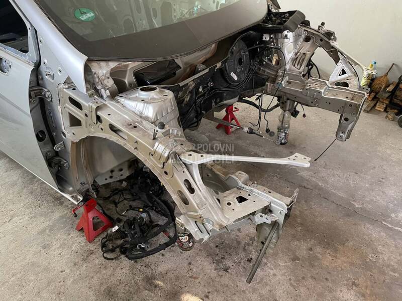 krak sasije,polustranica,vrata za Opel Astra K od 2015. do 2022. god.