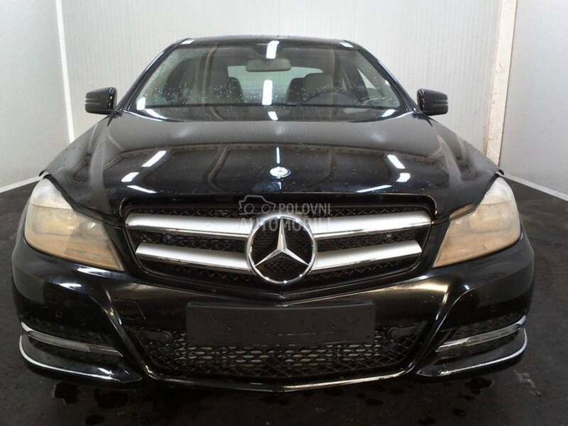Branik C Coupe za Mercedes Benz C 180, C 200, C 220 ... od 2009. do 2017. god.