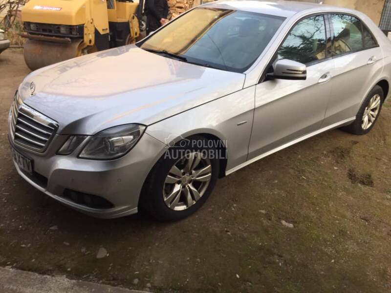 delovi  mercedes  smederevo za Mercedes Benz C 180, C 200, C 220 ...