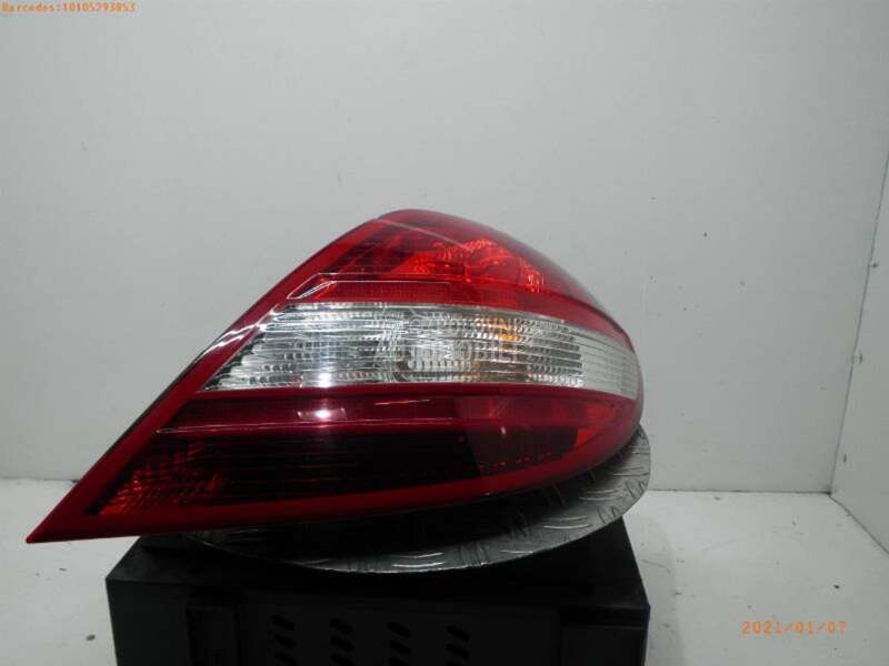 Stop svetla za Mercedes Benz SLK 200, SLK 230, SLK 320 ... od 2004. do 2011. god.