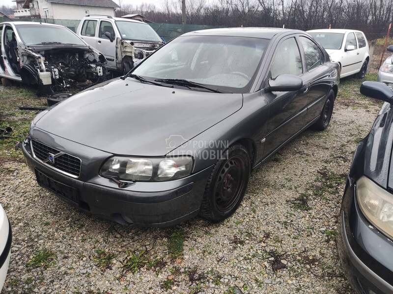 Delovi za Volvo S60 2.4d 2003. god.