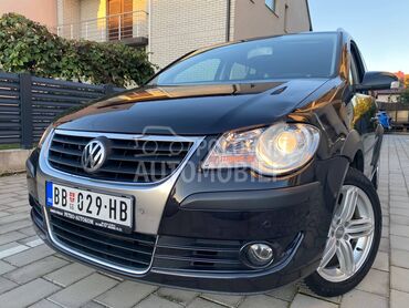 Volkswagen Touran 1.4Tsi Cross (može zamena), 3.499 €, 2007. Monovolumen (MiniVan), Benzin | 1390 cm3, 220.000 km, 103kW (140 KS), Manuelni 6 brzina, 4/5 vrata, 7 sedišta, Ljubovija