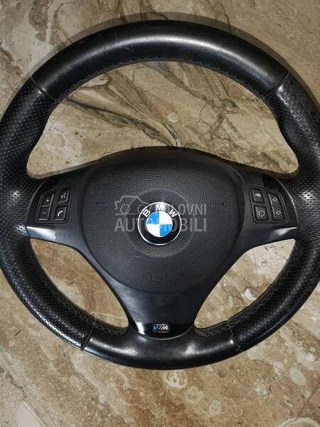 M volan e90 e91 za BMW 316, 318, 320 ... od 2005. do 2010. god.