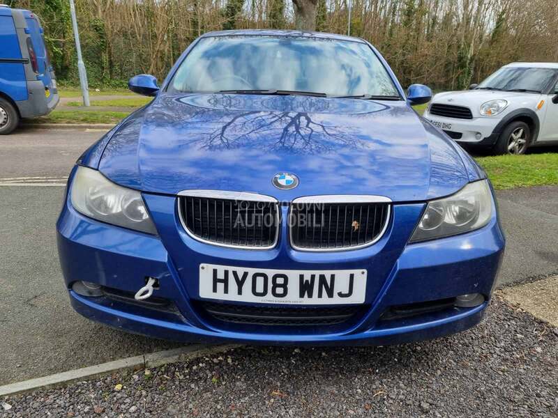 BMW 320 -  kompletan auto u delovima