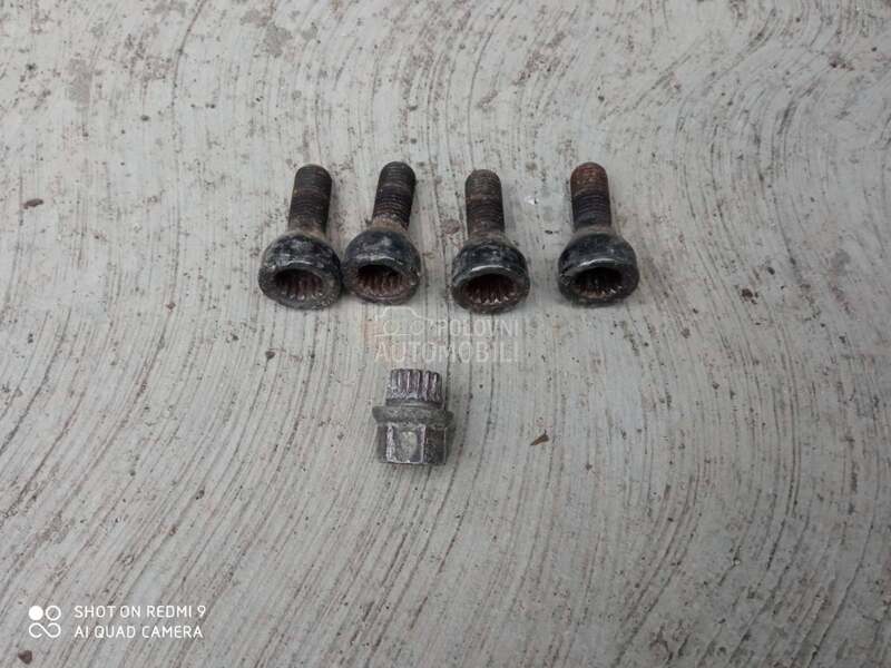 Sigurnosni srafovi za Volkswagen Golf 5