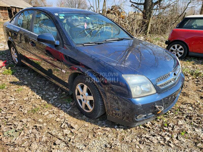 Delovi za Opel Vectra C 2.0d 2004. god.