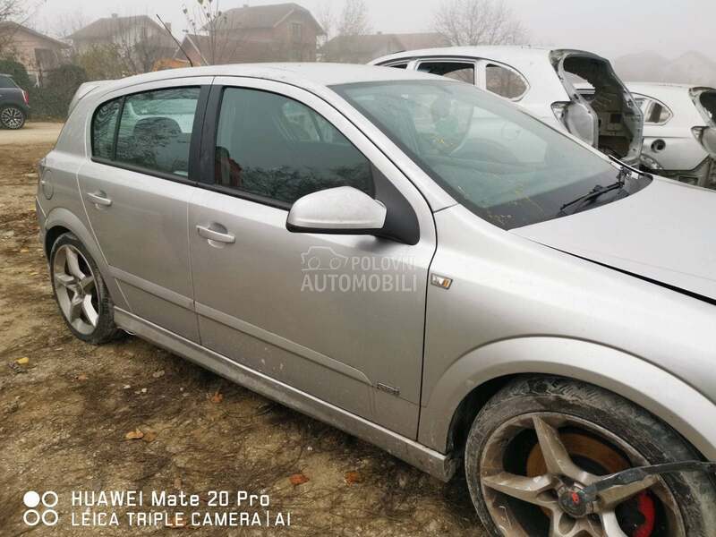 Opel Astra H 1.9 cd 2008. god. -  kompletan auto u delovima