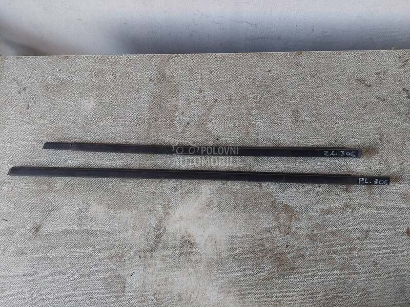 lajsne vrata za Peugeot 306