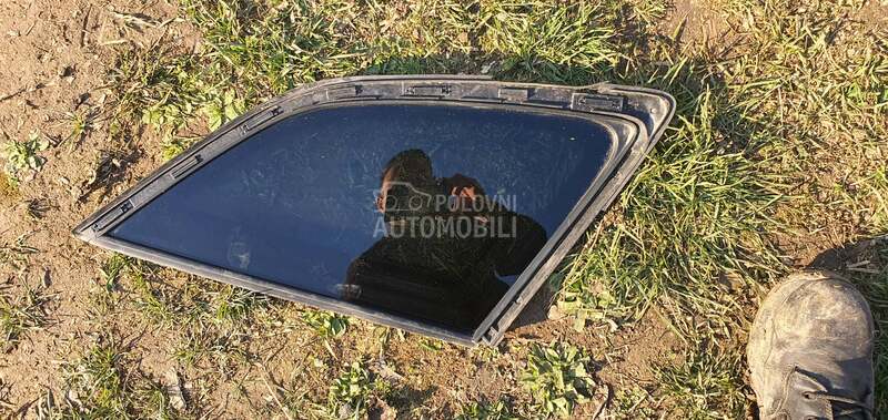 staklo zl za Audi Q5, SQ5