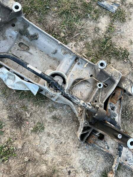 Viljuske trap kompletan za Volkswagen Golf 5, Golf 6, Golf Plus ... od 2004. do 2012. god.