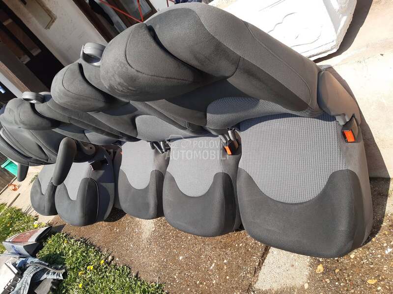 sedišta letnje gume . za Citroen Xsara Picasso od 2002. do 2006. god.
