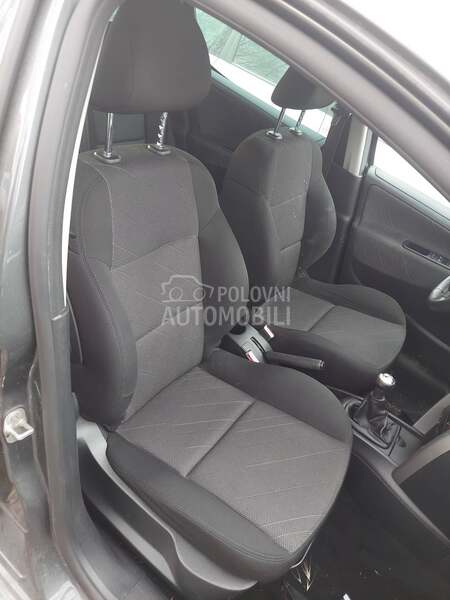 pojasevi za Peugeot 207