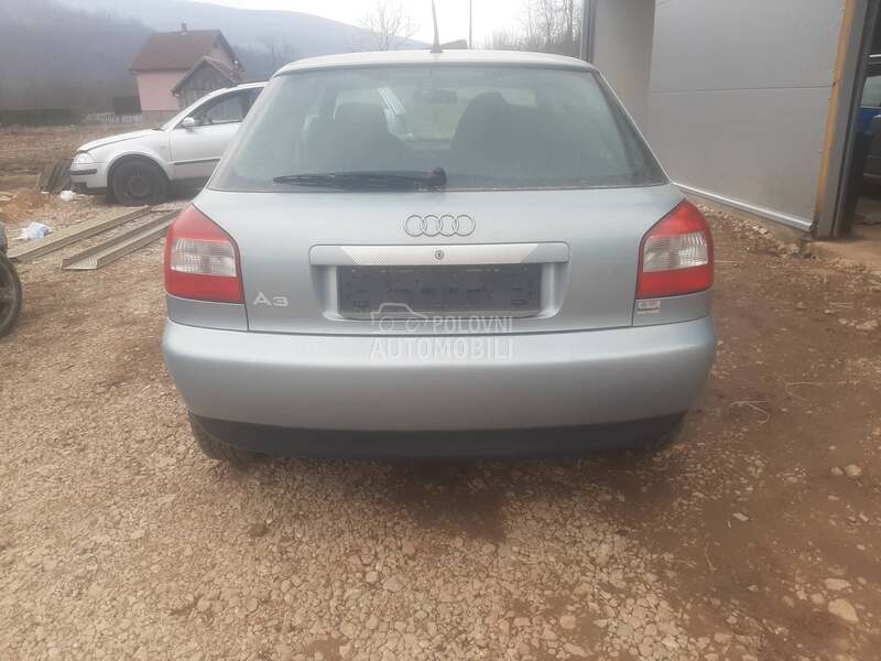 stop svetlo za Audi A3