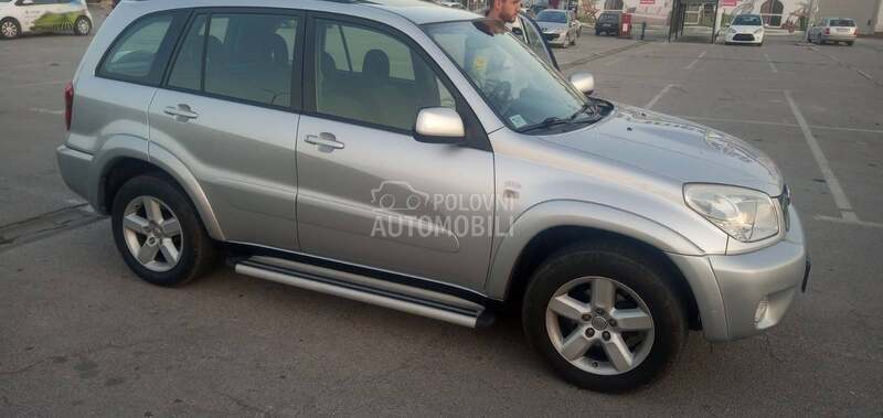 Delovi za Toyota RAV 4 2.0d 2003. god.