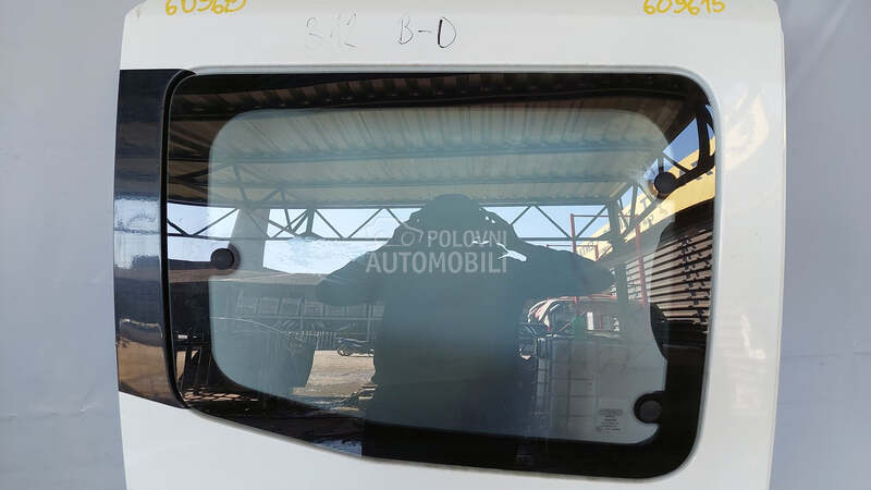 STAKLO za Fiat Qubo