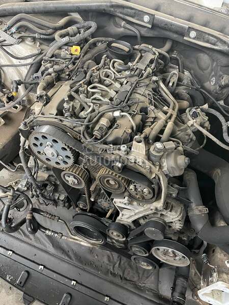 Pumpa i dizne A4 A5 A6 q5 za Audi Q5 od 2008. do 2015. god.