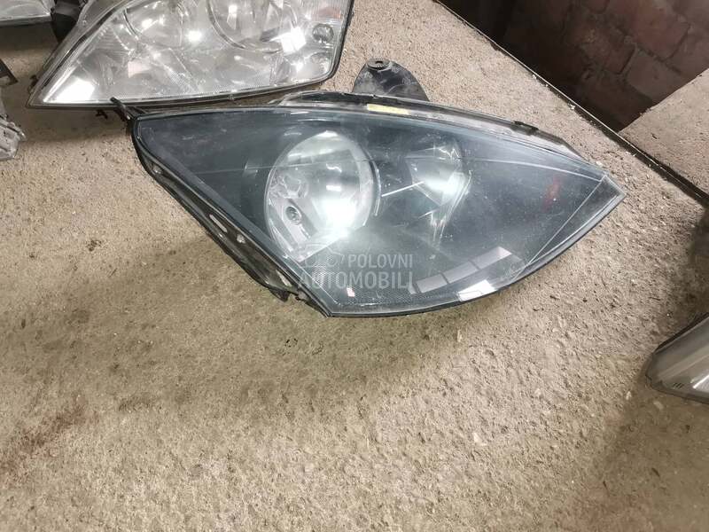 farovi i stop lampe za Ford C-Max, Fiesta, Focus ... od 2000. do 2015. god.