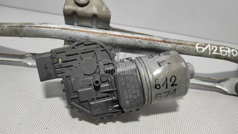 MOTORIC PREDNJEG BRISACA za Volkswagen Passat B5