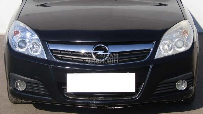 Prednji branik za Opel Signum od 2005. do 2008. god.