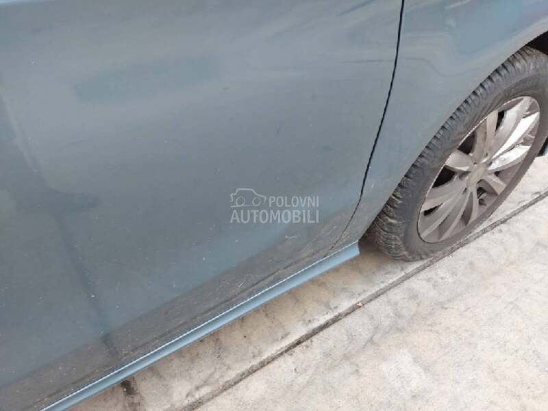 Vrata prednja desna za Mercedes Benz B 150, B 170, B 180 ... od 2011. do 2019. god.