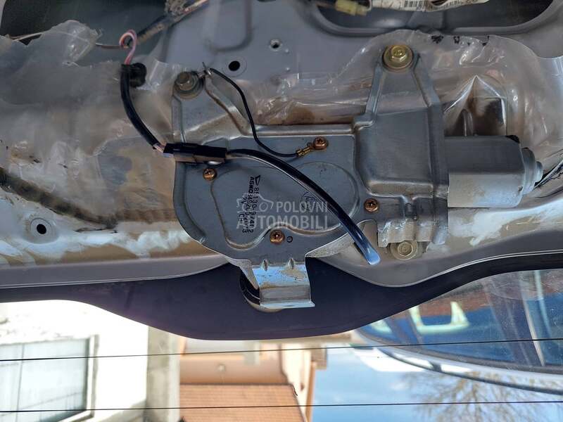 motor brisaca zadnji za Daihatsu YRV