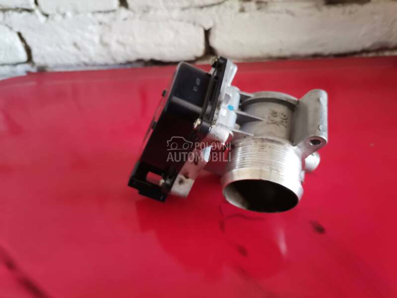 Klapna gasa 2.0 za Volkswagen Golf 5, Golf Plus, Passat B6 ...