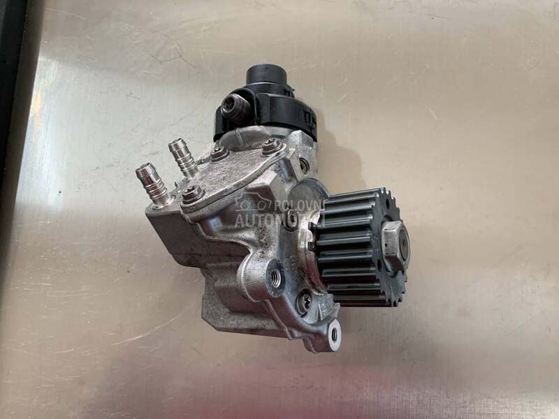 Bosch pumpa za Volkswagen Caddy, Tiguan, Passat B8 ... od 2018. do 2022. god.