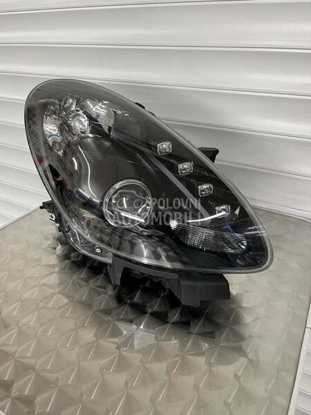 FAR XENON I LED DESNI za Alfa Romeo Giulietta od 2013. do 2020. god.