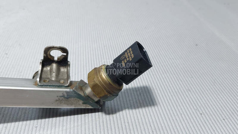 SENZOR PRITISKA GORIVA za Volkswagen Passat B7