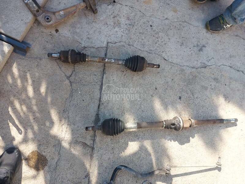 poluosovina poluosovine 1,6hdi za Peugeot 508