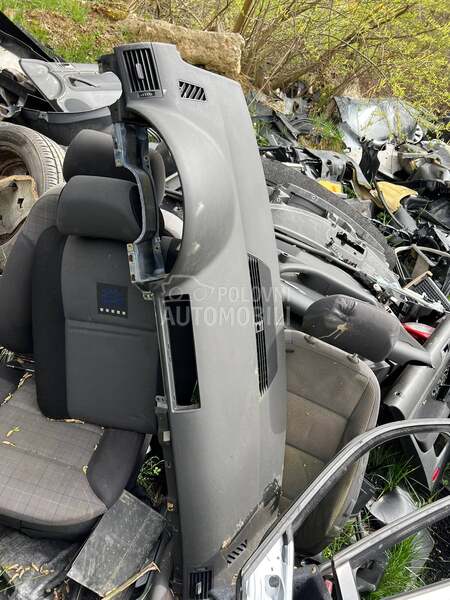Tabla i Aurbag za Audi A4 od 2001. do 2007. god.