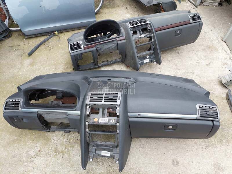 instrument tabla za Peugeot 407