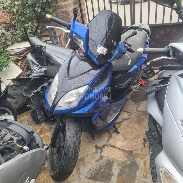 Otkupljujem Kymco Super 8