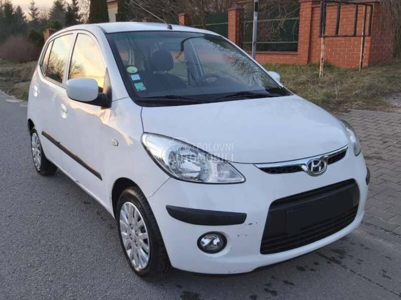 Hyundai i10 -  kompletan auto u delovima