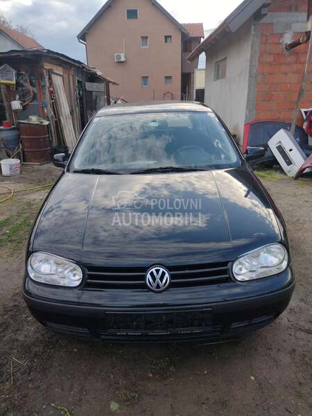 Delovi za Volkswagen Golf 4, Golf 5 od 2002. do 2008. god.