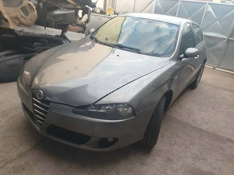 Delovi za Alfa Romeo 147