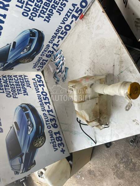posuda za tecnost brisaca za Subaru Forester, Impreza, Justy ... od 1999. do 2015. god.